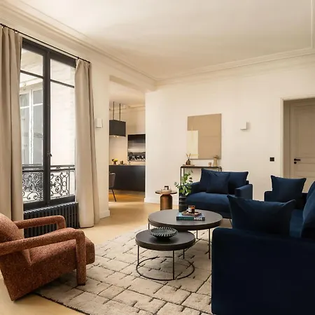 Classy Montaigne 2br 7p * باريس