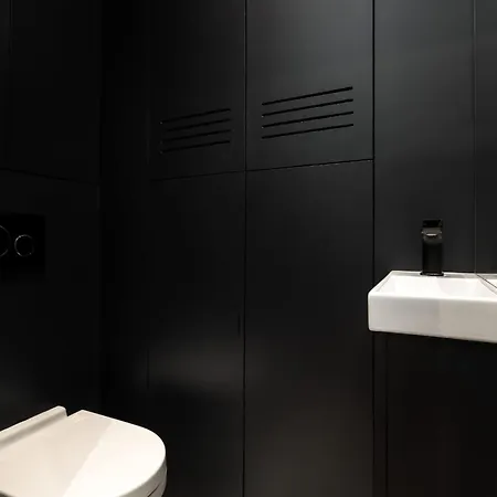 Classy Montaigne 2br 7p * باريس